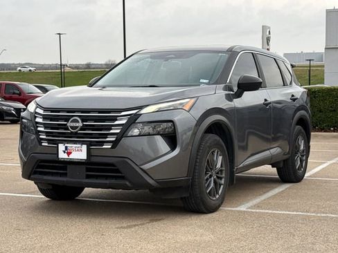 Certified 2024 Nissan Rogue S image 3