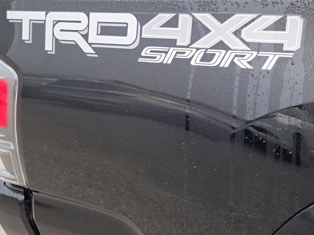 Used 2021 Toyota Tacoma TRD Sport w/ Technology Package AWD/4WD image 28