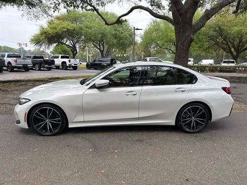 Used 2023 BMW 330i Sedan w/ M Sport Package image 2