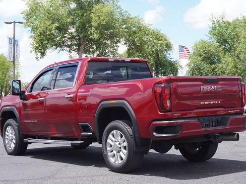 Used 2022 GMC Sierra 3500 Denali AWD/4WD image 3