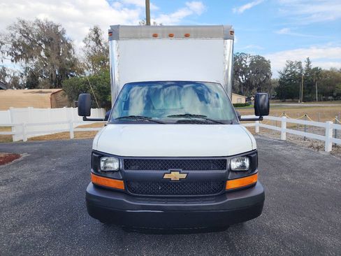 Used 2007 Chevrolet Express 3500 image 10