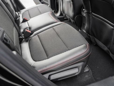 New 2024 Ford Escape ST-Line Elite image 31