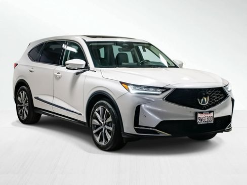 Used 2025 Acura MDX SH-AWD w/ Technology Package image 6