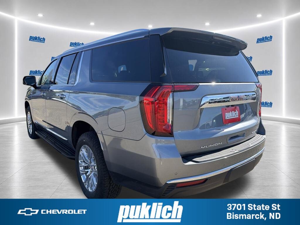Certified 2021 GMC Yukon XL SLT w/ SLT Premium Package AWD/4WD image 7