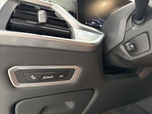 Used 2024 BMW X7 M60i w/ Executive Package image 24