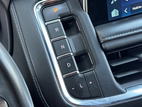 Used 2023 Chevrolet Tahoe LT AWD/4WD image 25