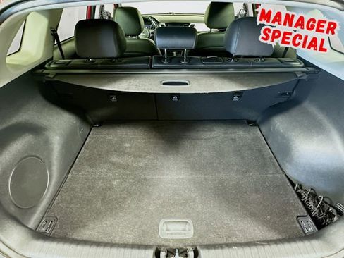 Used 2018 Kia Niro Touring image 28