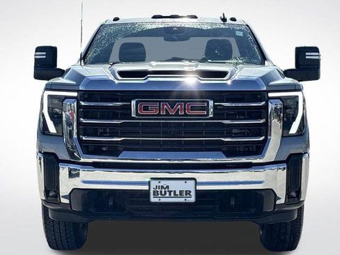 Used 2024 GMC Sierra 3500 SLE w/ SLE Convenience Package AWD/4WD image 11