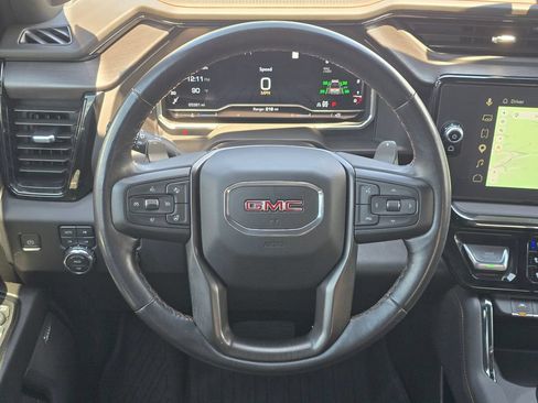 Certified 2023 GMC Sierra 1500 AT4 w/ Technology Package AWD/4WD image 7