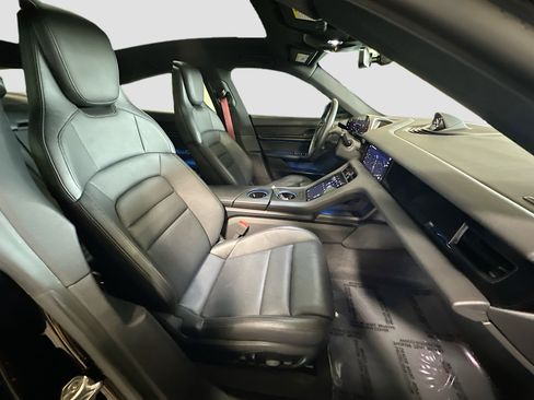 Used 2023 Porsche Taycan w/ Premium Package image 28