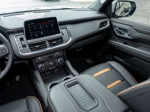 Used 2024 GMC Yukon AT4 w/ AT4 Premium Package image 40