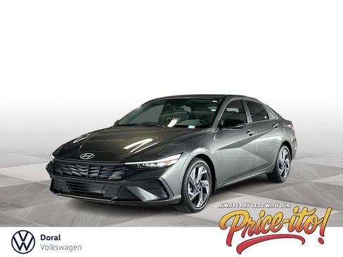 Used 2025 Hyundai Elantra Sport FWD image 1