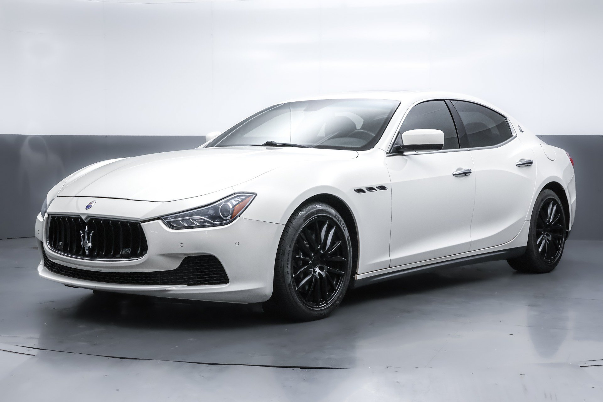 Used 2014 Maserati Ghibli S Q4 AWD/4WD image 1