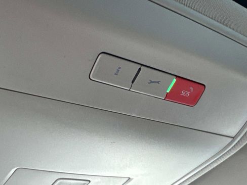 Certified 2022 Volkswagen Atlas SEL Premium image 30