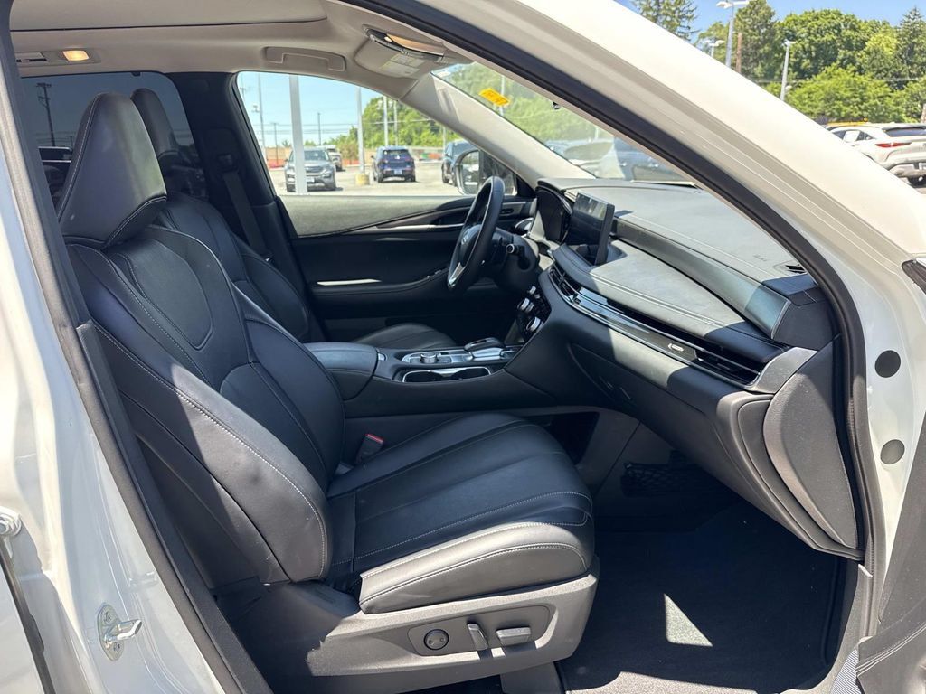 Used 2023 INFINITI QX60 Luxe w/ Cargo Package AWD/4WD image 20