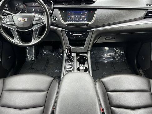 Used 2023 Cadillac XT5 Luxury FWD image 14