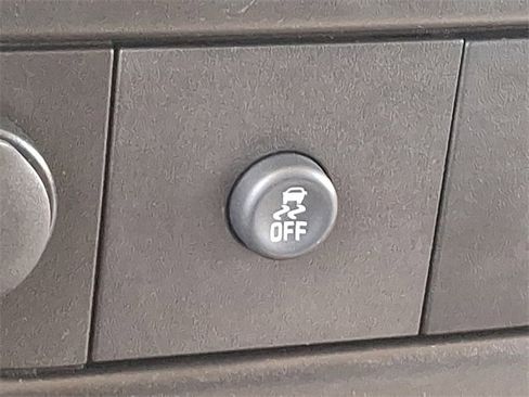 Used 2020 Chevrolet Express 2500 image 20