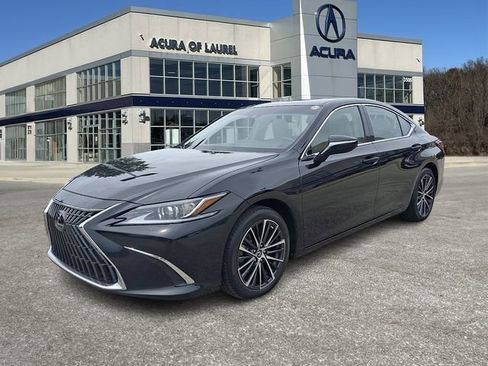 Used 2024 Lexus ES 350 w/ Premium Package FWD image 3