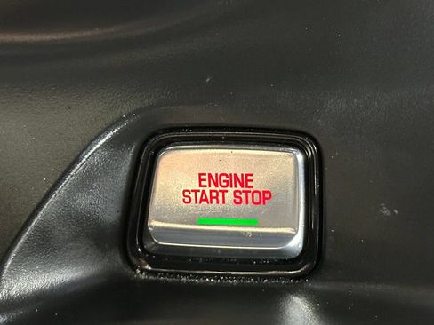 Used 2018 Chevrolet Camaro ZL1 RWD image 31