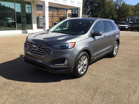 Used 2024 Ford Edge Titanium image 8