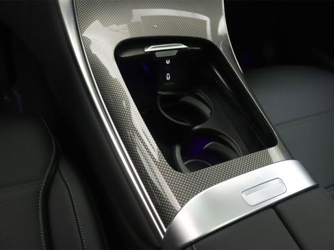 New 2026 Mercedes-Benz GLC 300 image 7