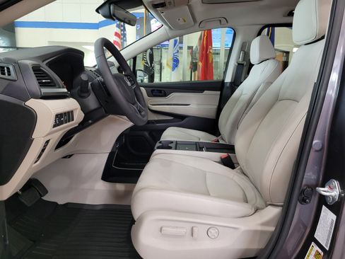 New 2026 Honda Odyssey EX-L image 7