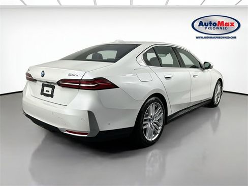 Used 2025 BMW 530i xDrive 530i xDrive image 2