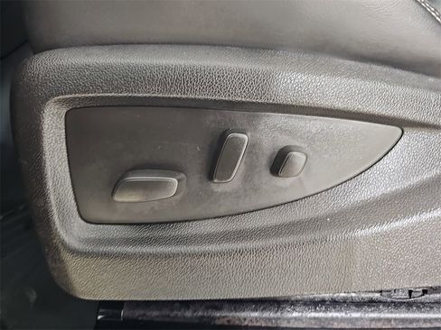 Used 2015 GMC Sierra 2500 Denali image 35