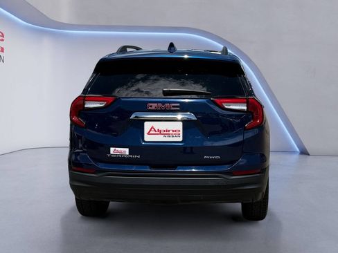 Used 2022 GMC Terrain SLE w/ Driver Convenience Package AWD/4WD image 4