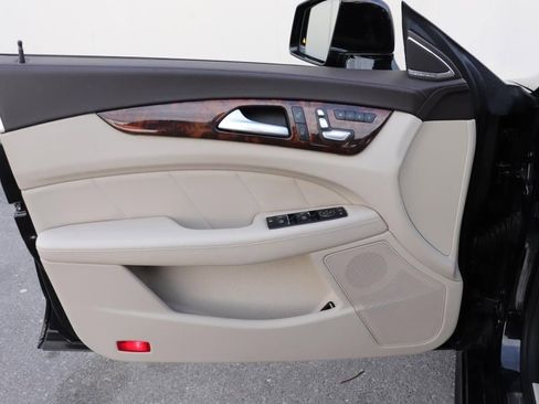 Used 2017 Mercedes-Benz CLS 550 4MATIC image 35