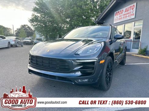 Used 2017 Porsche Macan GTS image 1