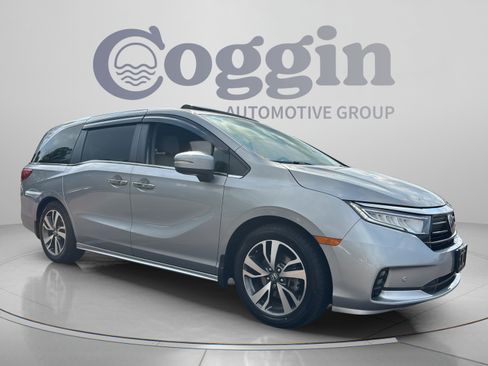 Certified 2022 Honda Odyssey Touring image 7