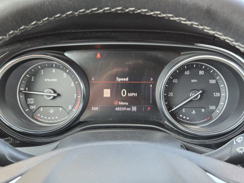 Used 2022 Buick Encore GX Select w/ Advanced Technology Package image 25