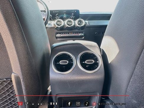 Used 2022 Mercedes-Benz GLB 250 image 24
