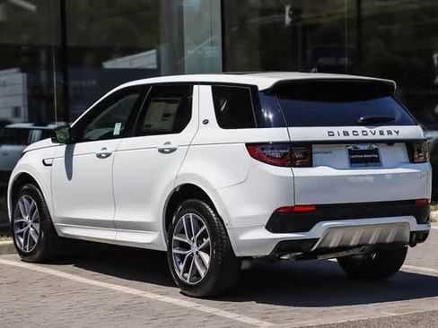 New 2024 Land Rover Discovery Sport S image 8