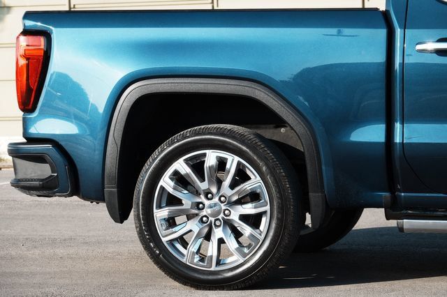 Used 2023 GMC Sierra 1500 Denali w/ Denali Reserve Package AWD/4WD image 16