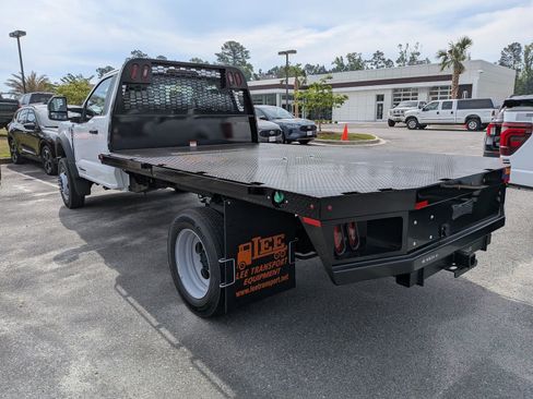 New 2026 Ford F550 4x4 Regular Cab Super Duty w/ XL Chrome Package image 3