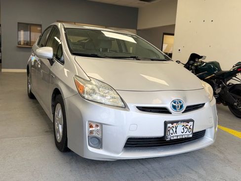 Used 2010 Toyota Prius Five image 3