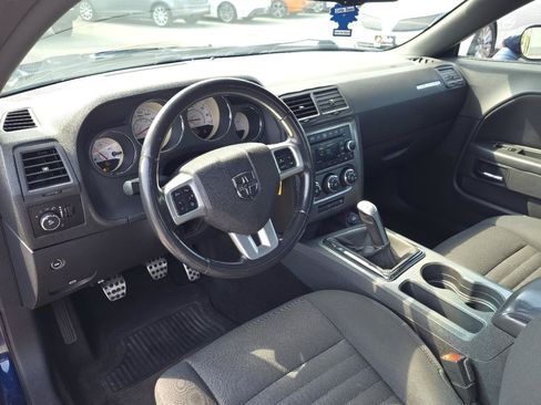 Used 2013 Dodge Challenger R/T RWD image 12