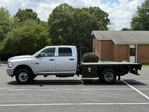 Used 2012 RAM 3500 ST w/ ST Decor Group AWD/4WD image 2