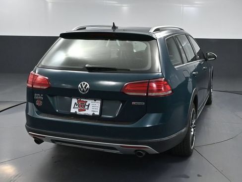 Used 2019 Volkswagen Golf Alltrack S AWD/4WD image 6