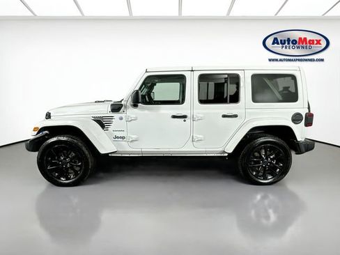 Used 2024 Jeep Wrangler Unlimited Sahara AWD/4WD image 8