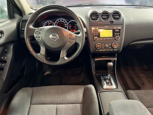 Used 2010 Nissan Altima 2.5 S w/ Premium Audio Pkg image 23