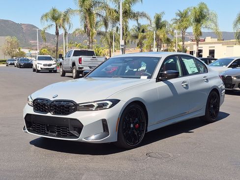 New 2026 BMW M340i RWD image 5