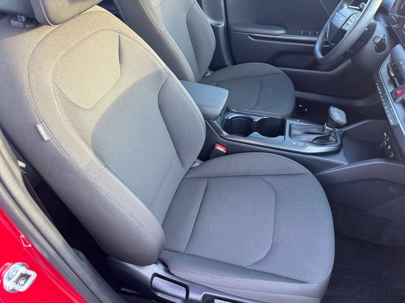 Used 2026 Kia K4 FWD image 34