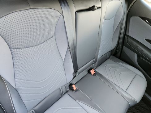 New 2025 Volkswagen Tiguan SE R-Line image 27