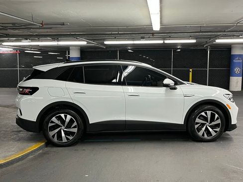 Certified 2023 Volkswagen ID.4 Pro image 37