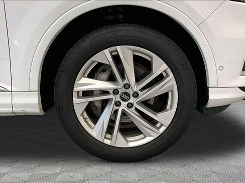 Used 2023 Audi Q7 3.0T Premium w/ Convenience Package AWD/4WD image 34