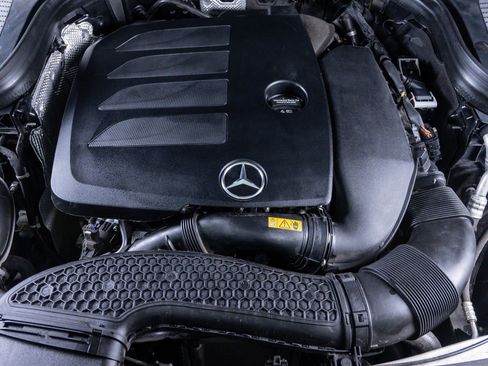Used 2023 Mercedes-Benz GLC 300 300 image 6