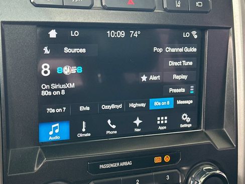 Used 2017 Ford F250 Lariat w/ Lariat Ultimate Package AWD/4WD image 16